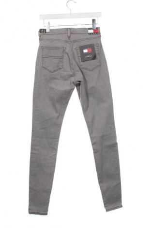 Dámske džínsy  Tommy Jeans, Veľkosť S, Farba Sivá, Cena  103,45 €