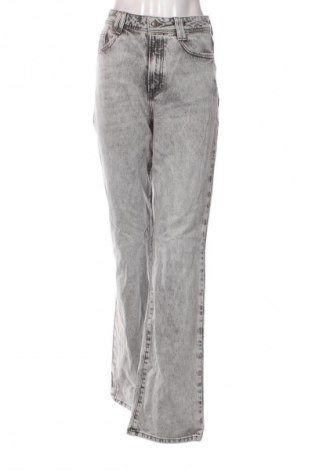 Damen Jeans Zara, Größe S, Farbe Grau, Preis 18,99 €