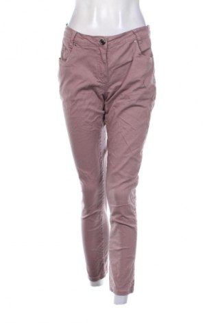 Damen Jeans Ze-Ze, Größe M, Farbe Aschrosa, Preis € 10,49