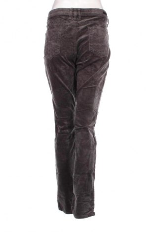 Damen Cordhose, Größe XL, Farbe Grün, Preis 7,49 €