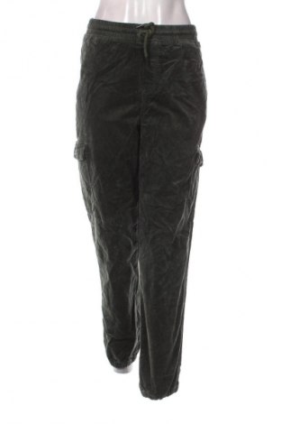 Pantaloni de velvet de femei Joe Fresh, Mărime M, Culoare Verde, Preț 33,99 Lei