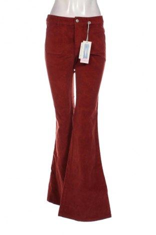 Damen Cordhose Pull&Bear, Größe M, Farbe Rot, Preis 11,99 €