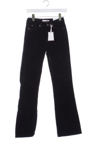 Pantaloni de velvet de femei Tommy Hilfiger, Mărime XXS, Culoare Albastru, Preț 388,99 Lei