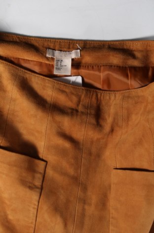 Pantaloni scurți de femei H&M, Mărime M, Culoare Maro, Preț 29,99 Lei