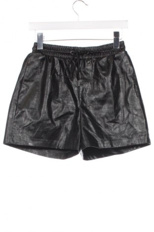 Damen Shorts Pieces, Größe XS, Farbe Schwarz, Preis € 17,99