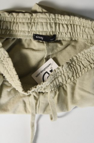 Damen Shorts Sinsay, Größe S, Farbe Beige, Preis 18,45 €