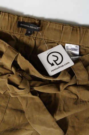 Pantaloni de femei Banana Republic, Mărime M, Culoare Verde, Preț 91,99 Lei