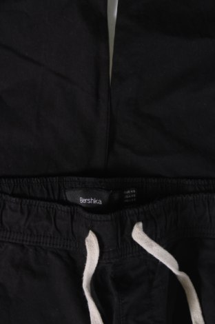 Damenhose Bershka, Größe XS, Farbe Schwarz, Preis 8,99 €