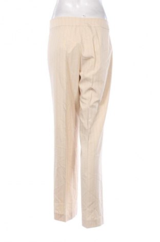 Damenhose Betty Barclay, Größe M, Farbe Beige, Preis 10,99 €