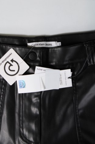 Damenhose Calvin Klein Jeans, Größe M, Farbe Schwarz, Preis 90,99 €