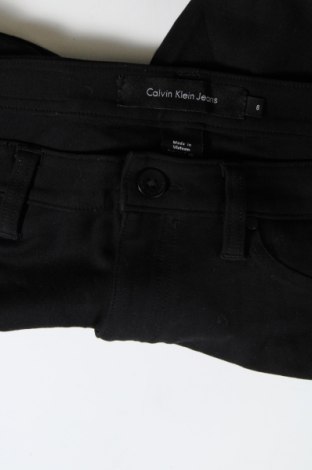 Dámske nohavice Calvin Klein Jeans, Veľkosť M, Farba Čierna, Cena  9,95 €