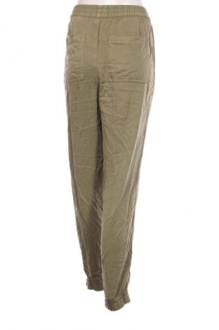 Pantaloni de femei H&M, Mărime M, Culoare Verde, Preț 33,99 Lei