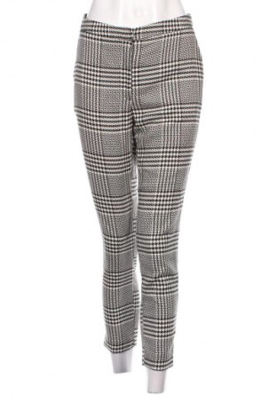 Pantaloni de femei H&M, Mărime M, Culoare Multicolor, Preț 44,99 Lei