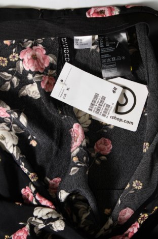 Dámské kalhoty  H&M Divided, Velikost XL, Barva Vícebarevné, Cena  519,00 Kč