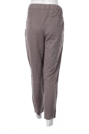 Damenhose Love, Größe M, Farbe Grau, Preis € 5,99