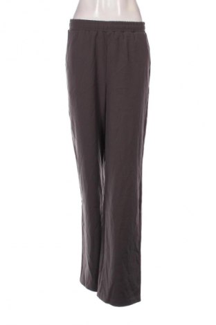 Damenhose NA-KD, Größe S, Farbe Grau, Preis 28,99 €