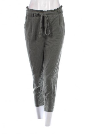 Pantaloni de femei Naf Naf, Mărime S, Culoare Verde, Preț 40,99 Lei