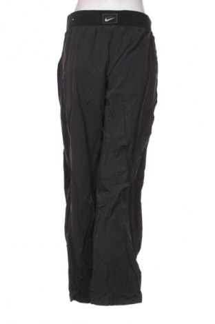 Pantaloni de femei Nike, Mărime M, Culoare Negru, Preț 171,99 Lei