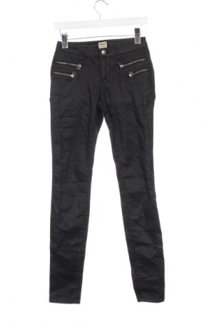 Pantaloni de femei ONLY, Mărime S, Culoare Negru, Preț 32,99 Lei