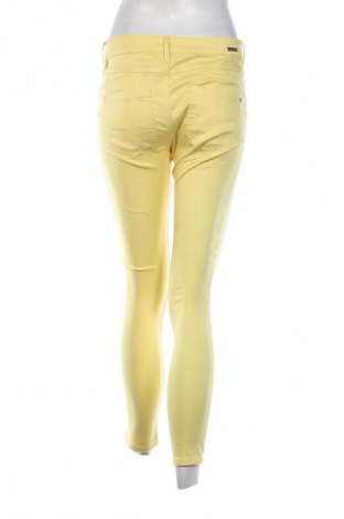 Damenhose Orsay, Größe M, Farbe Gelb, Preis 8,99 €