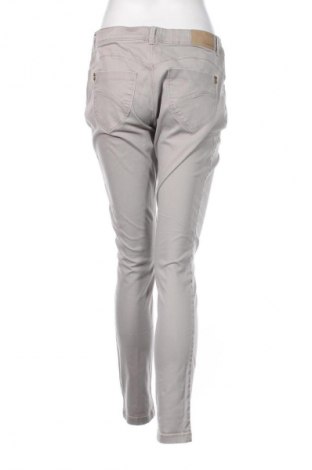 Damenhose Piazza Italia, Größe XL, Farbe Beige, Preis 7,49 €