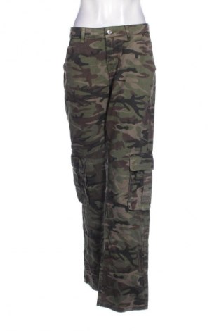 Pantaloni de femei SHEIN, Mărime M, Culoare Multicolor, Preț 28,99 Lei