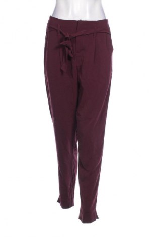 Damenhose Saint Tropez, Größe M, Farbe Lila, Preis € 4,99