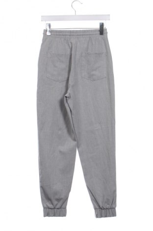 Damenhose Stradivarius, Größe XS, Farbe Grau, Preis € 8,99