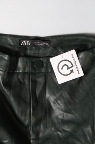 Pantaloni de femei Zara, Mărime M, Culoare Verde, Preț 27,99 Lei