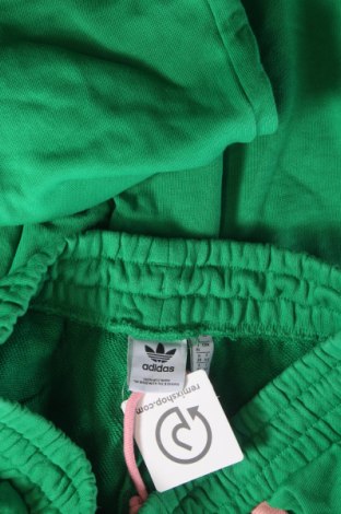 Pantaloni trening de femei Adidas, Mărime M, Culoare Verde, Preț 134,99 Lei