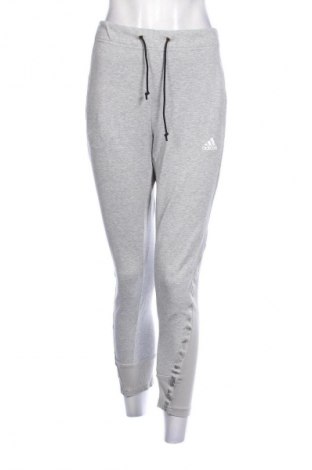 Pantaloni trening de femei Adidas, Mărime L, Culoare Gri, Preț 134,99 Lei