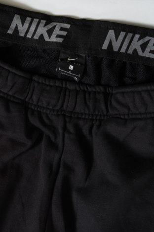 Дамско спортно долнище Nike, Размер XL, Цвят Черен, Цена 37,99 лв.