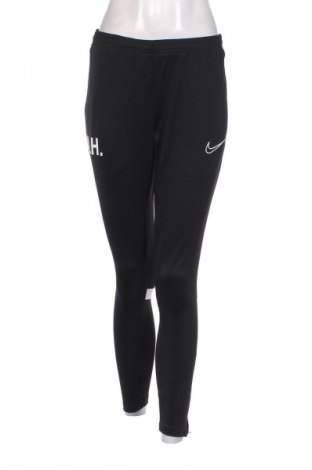 Pantaloni trening de femei Nike, Mărime S, Culoare Negru, Preț 128,99 Lei