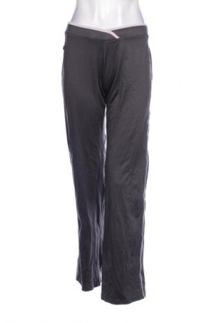 Pantaloni trening de femei Nkd, Mărime M, Culoare Gri, Preț 52,99 Lei