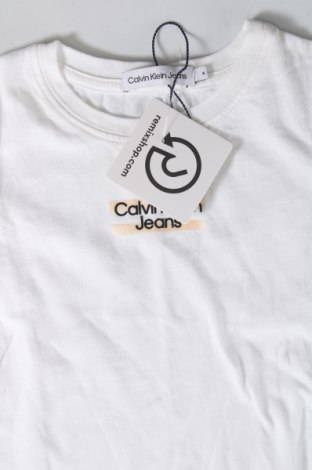 Kinder T-Shirt Calvin Klein Jeans, Größe 3-4y/ 104-110 cm, Farbe Weiß, Preis € 34,49