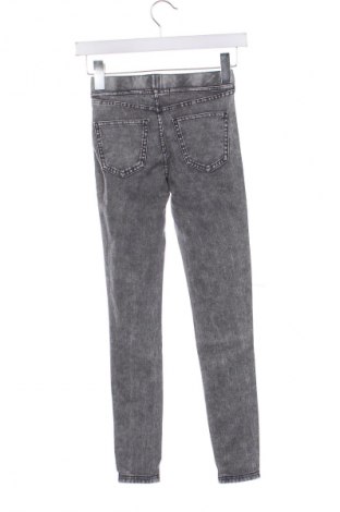 Kinderjeans H&M, Größe 9-10y/ 140-146 cm, Farbe Grau, Preis € 16,99