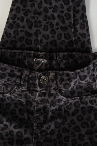 Pantaloni de catifea reiată, pentru copii George, Mărime 7-8y/ 128-134 cm, Culoare Gri, Preț 28,99 Lei