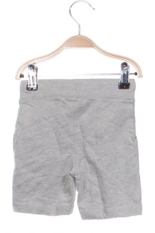 Kinder Shorts, Größe 18-24m/ 86-98 cm, Farbe Grau, Preis 5,99 €