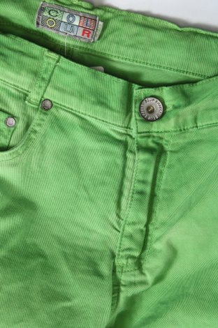 Kinder Shorts, Größe 15-18y/ 170-176 cm, Farbe Grün, Preis € 4,99