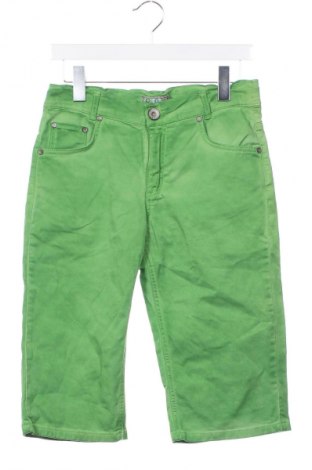 Pantaloni scurți pentru copii, Mărime 15-18y/ 170-176 cm, Culoare Verde, Preț 24,99 Lei