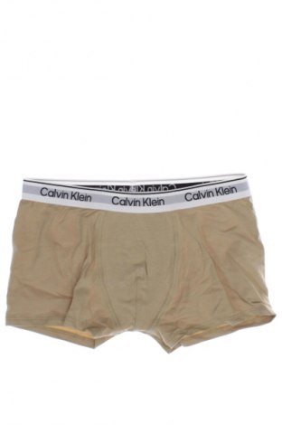 Детски комплект Calvin Klein, Размер 7-8y/ 128-134 см, Цвят Многоцветен, Цена 64,99 лв.