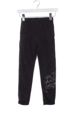 Pantaloni de trening, pentru copii, Mărime 6-7y/ 122-128 cm, Culoare Negru, Preț 38,99 Lei