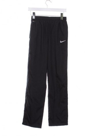 Dziecięce spodnie sportowe Nike, Rozmiar 12-13y/ 158-164 cm, Kolor Czarny, Cena 61,99 zł