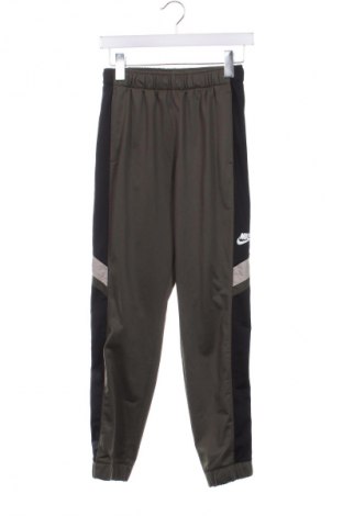 Pantaloni de trening, pentru copii Nike, Mărime 13-14y/ 164-168 cm, Culoare Verde, Preț 53,99 Lei