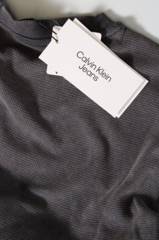 Pánské tričko  Calvin Klein Jeans, Velikost S, Barva Šedá, Cena  1 579,00 Kč