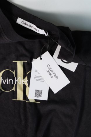 Pánské tričko  Calvin Klein Jeans, Velikost L, Barva Šedá, Cena  1 229,00 Kč