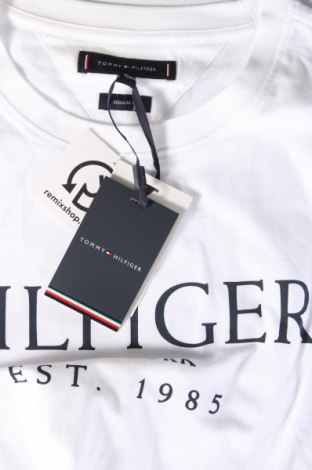 Pánske tričko  Tommy Hilfiger, Veľkosť XL, Farba Biela, Cena  32,95 €