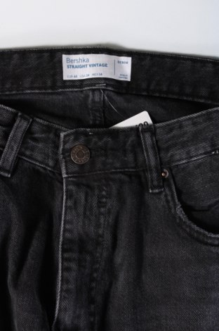 Herren Jeans Bershka, Größe M, Farbe Grau, Preis € 13,99