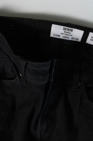 Męskie jeansy Bershka, Rozmiar M, Kolor Czarny, Cena 56,99 zł