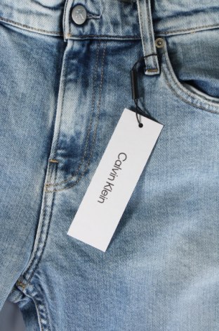 Мъжки дънки Calvin Klein Jeans, Размер L, Цвят Син, Цена 129,99 лв.